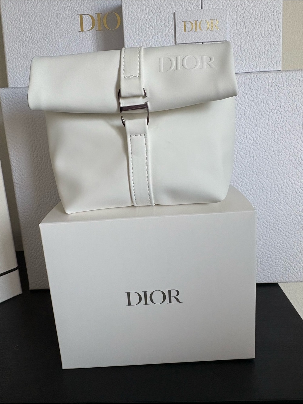 DIOR Beauty White Faux Leather Fold-Top Beauty Bag - Picture 2 of 2